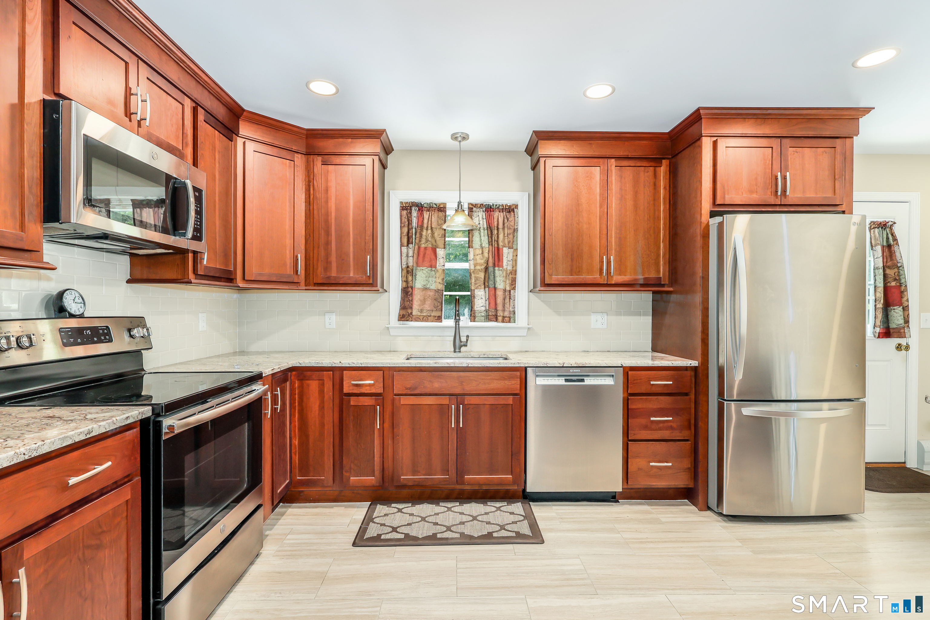 39 Williams Road New Fairfield CT 06812