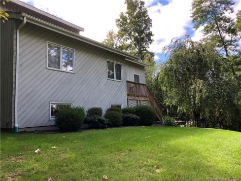47 Hillside Drive New Fairfield CT 06812