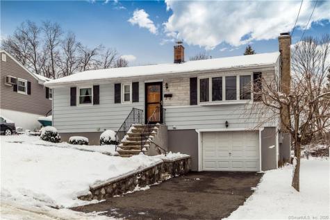 39 Jodie Circle Waterbury CT 06706