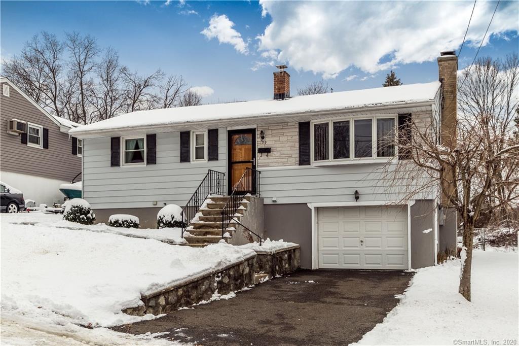 39 Jodie Circle Waterbury CT 06706