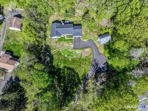 152 State Route 37 New Fairfield CT 06812