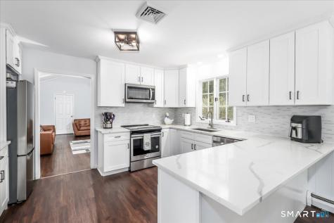 152 State Route 37 New Fairfield CT 06812