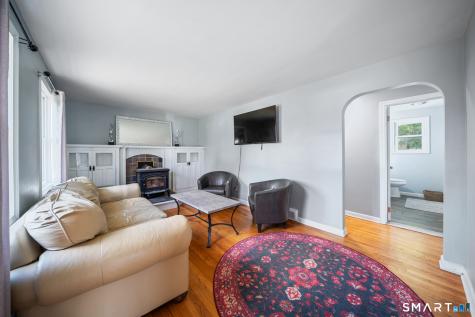 20 Brill Avenue Waterford CT 06385