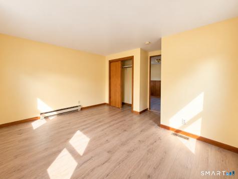 1 Lois Avenue Southington CT 06479