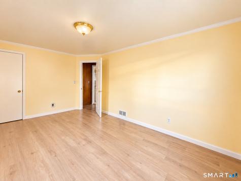 1 Lois Avenue Southington CT 06479
