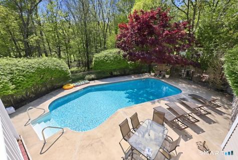 12 Forest Ridge Road Prospect CT 06712