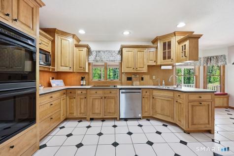 12 Forest Ridge Road Prospect CT 06712