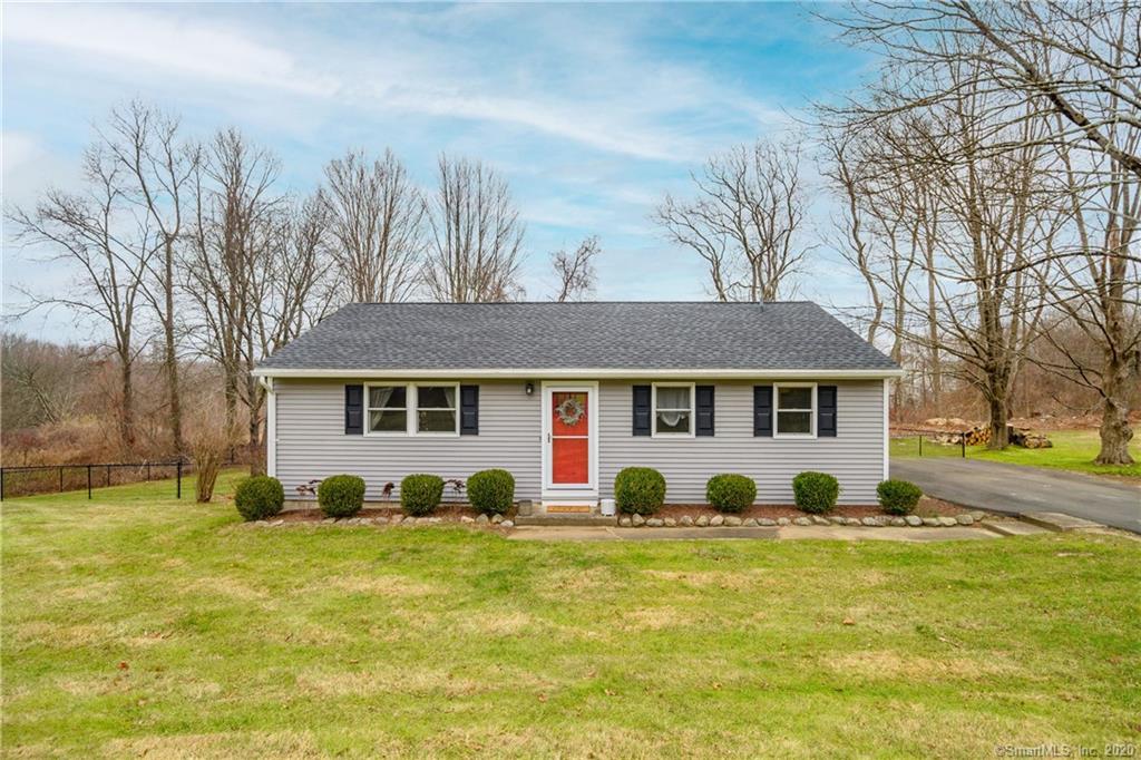 17 Bonnie Brae Drive Newtown CT 06470