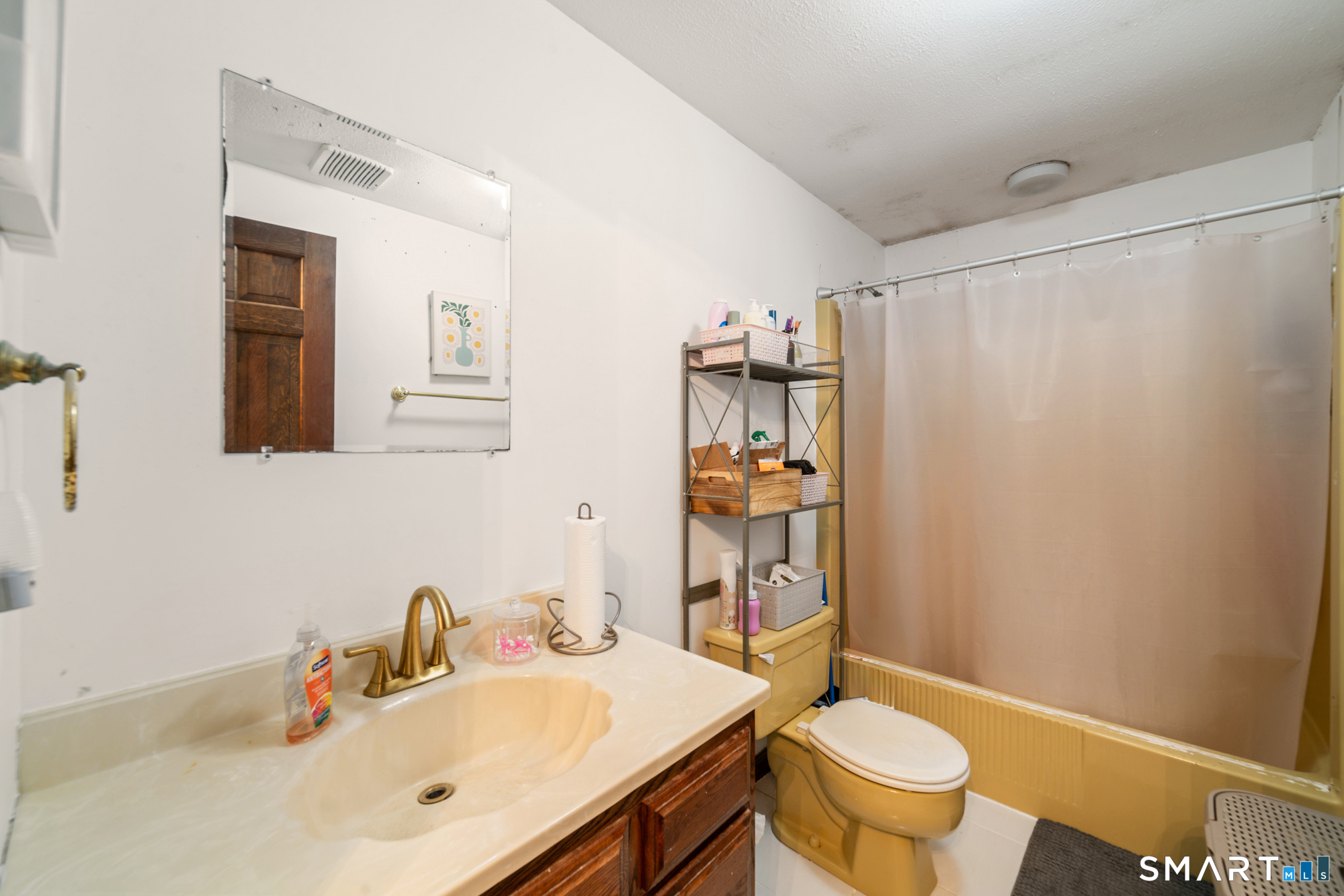 100 Blue Trail Hamden CT 06518