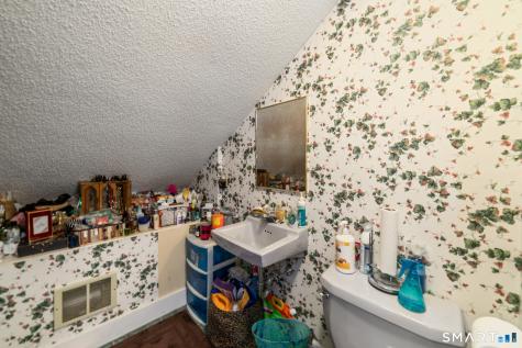100 Blue Trail Hamden CT 06518