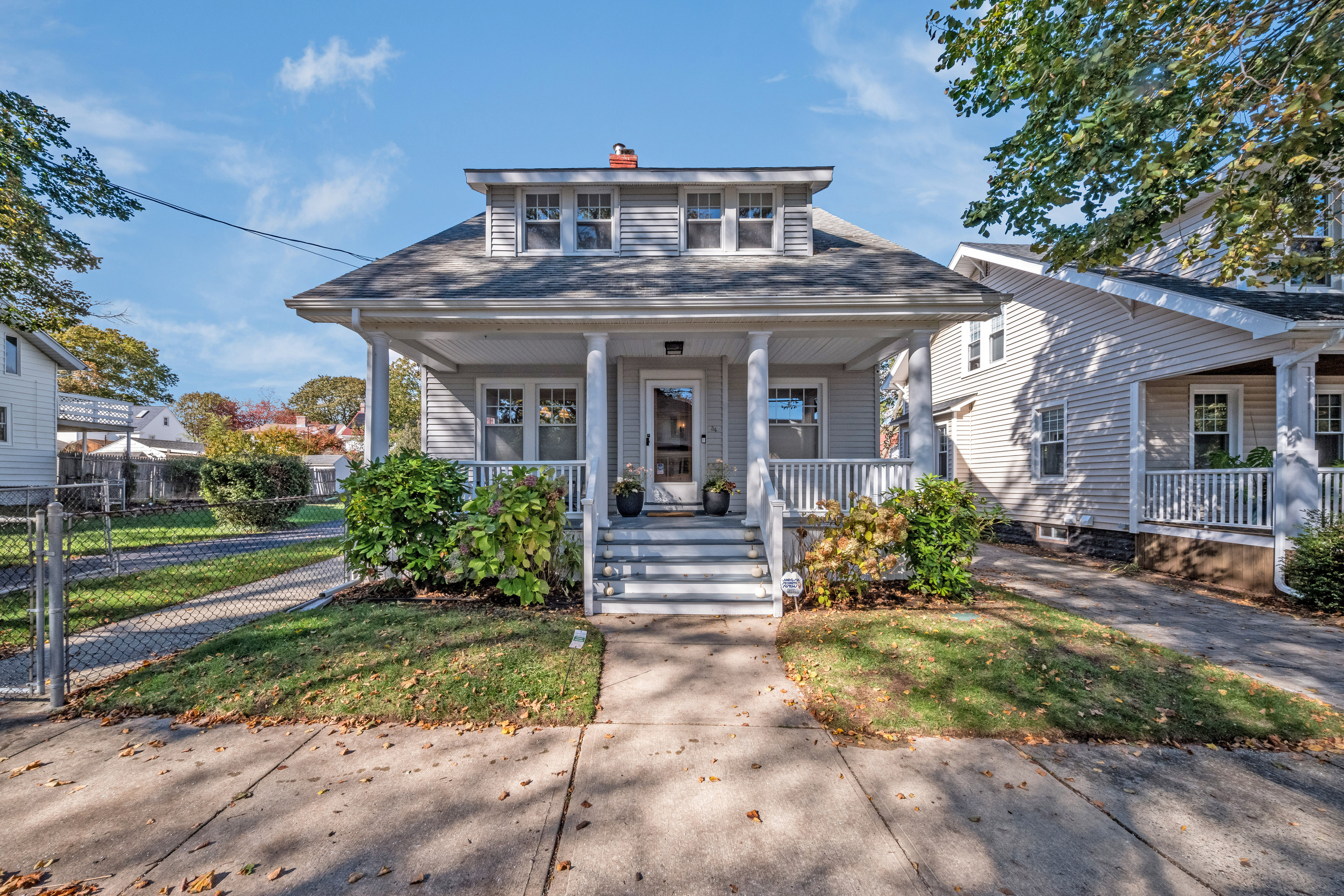 34 Beecher Place New Haven CT 06512
