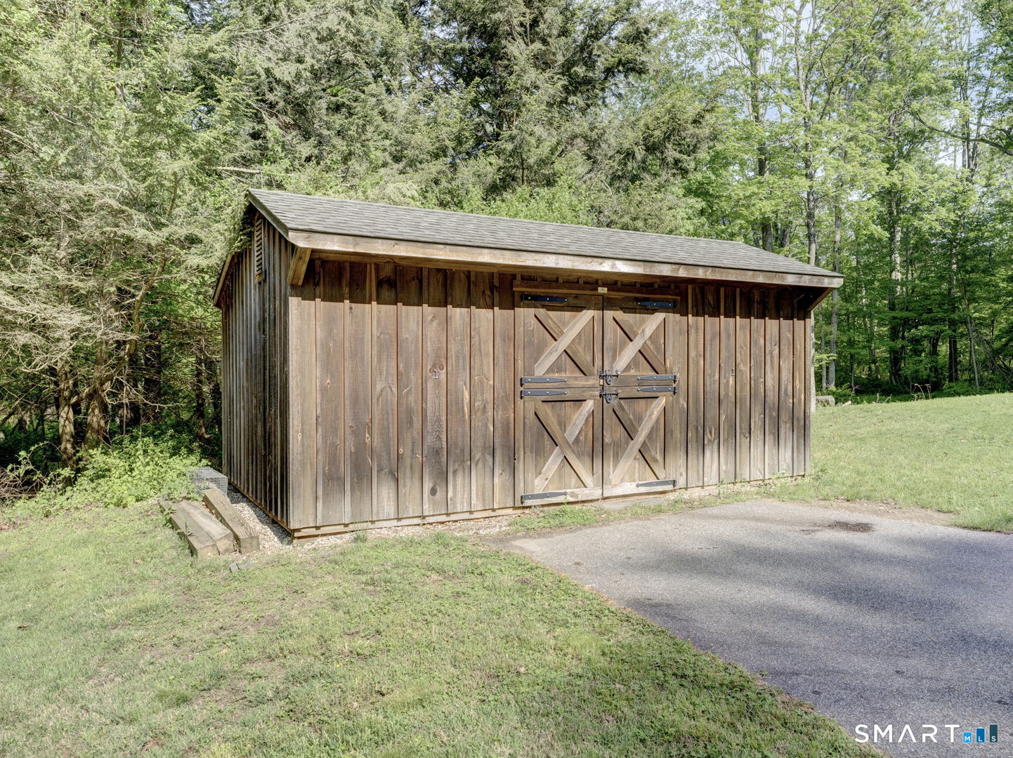 19 Little Lane Mansfield CT 06268
