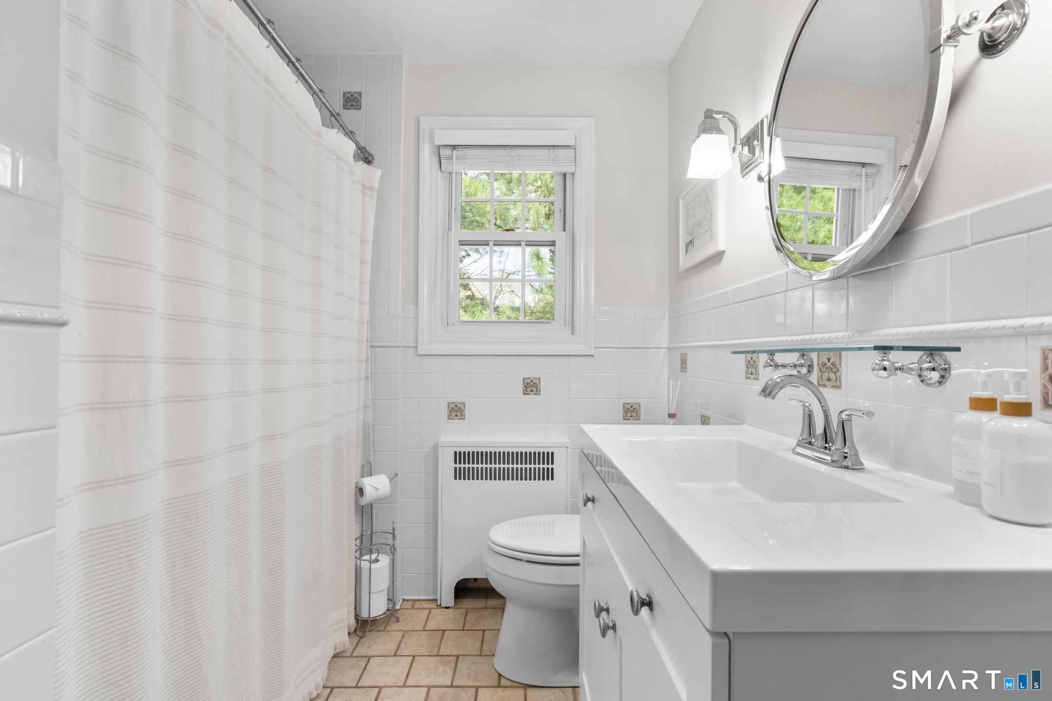 2032 North Benson Road Fairfield CT 06824