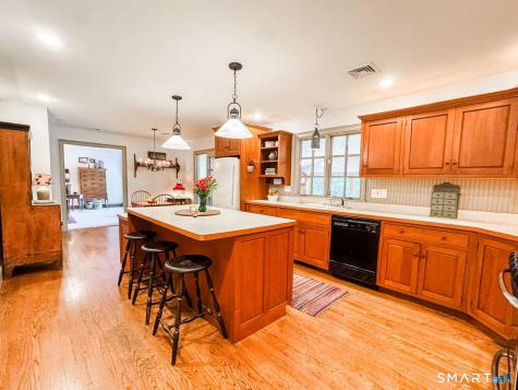 276 Stratton Brook Road Simsbury CT 06092