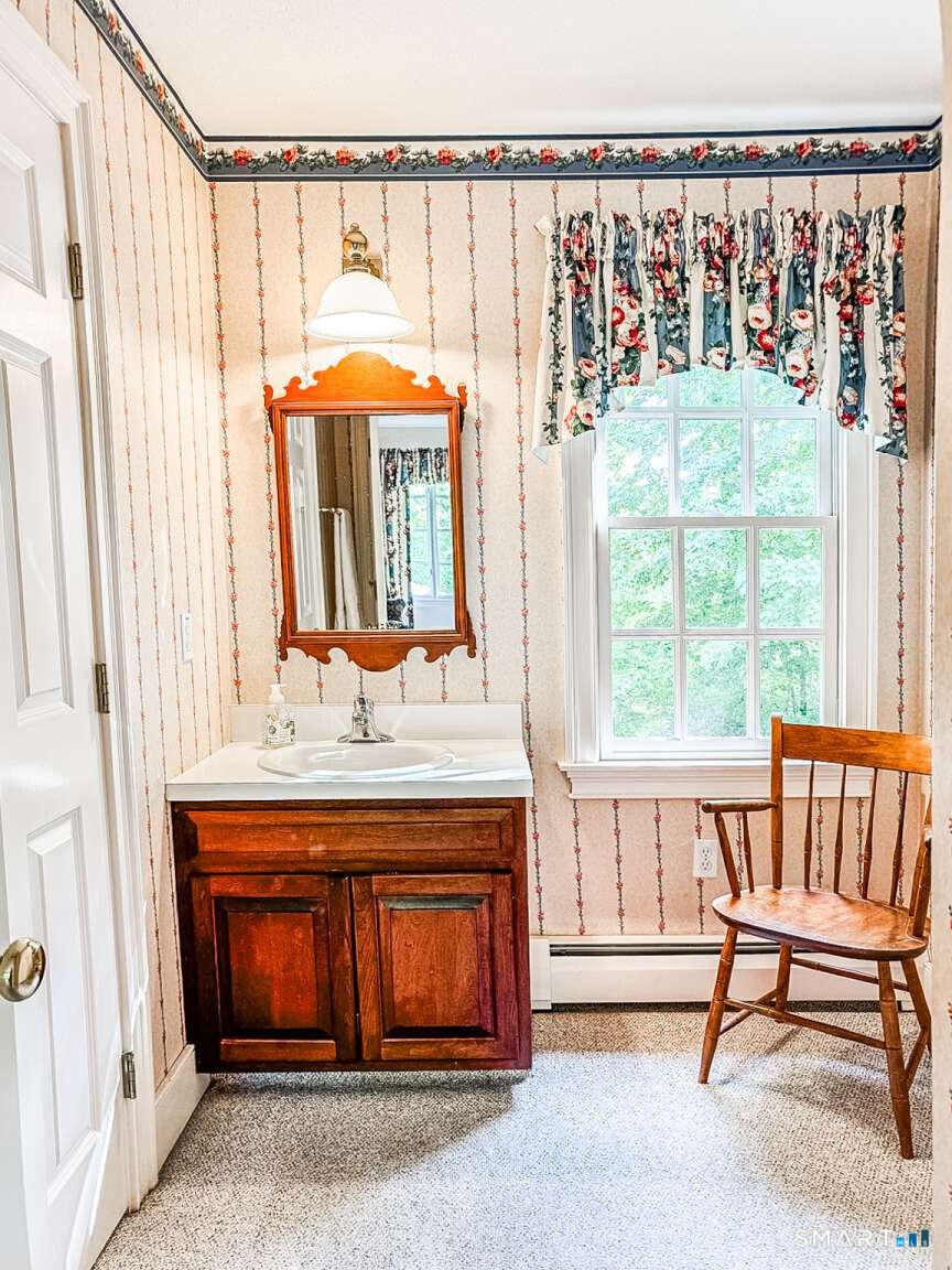 276 Stratton Brook Road Simsbury CT 06092
