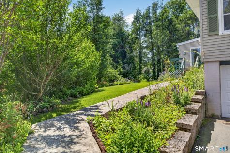 80 Woodland Drive North Branford CT 06472