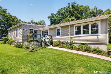 80 Woodland Drive North Branford CT 06472