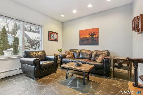 56 Roger Road New Haven CT 06515