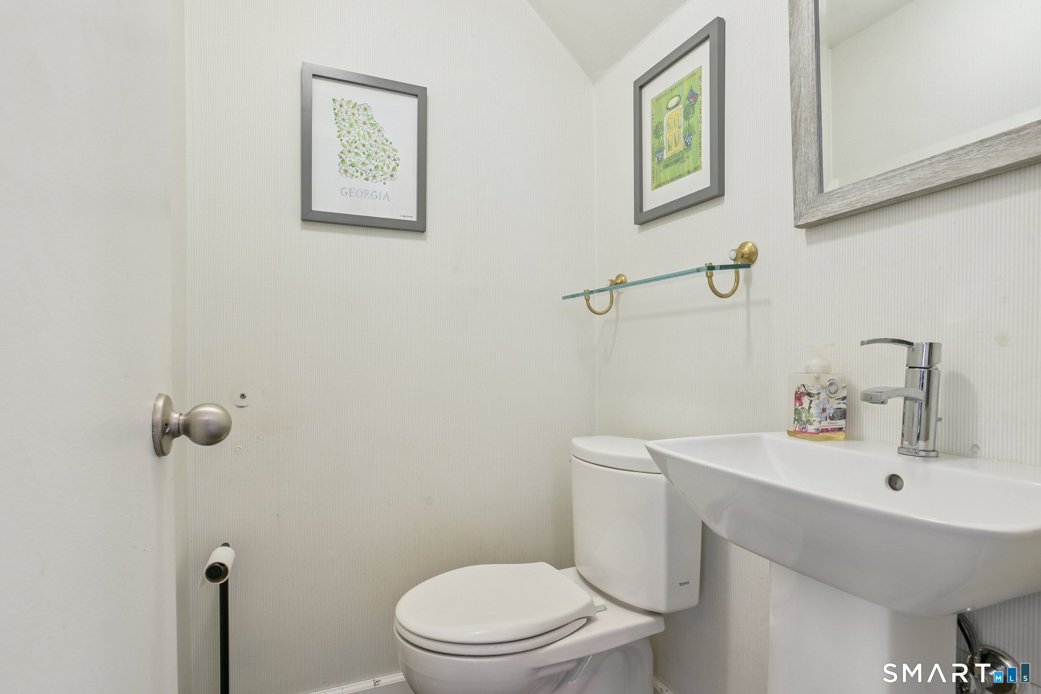 56 Roger Road New Haven CT 06515