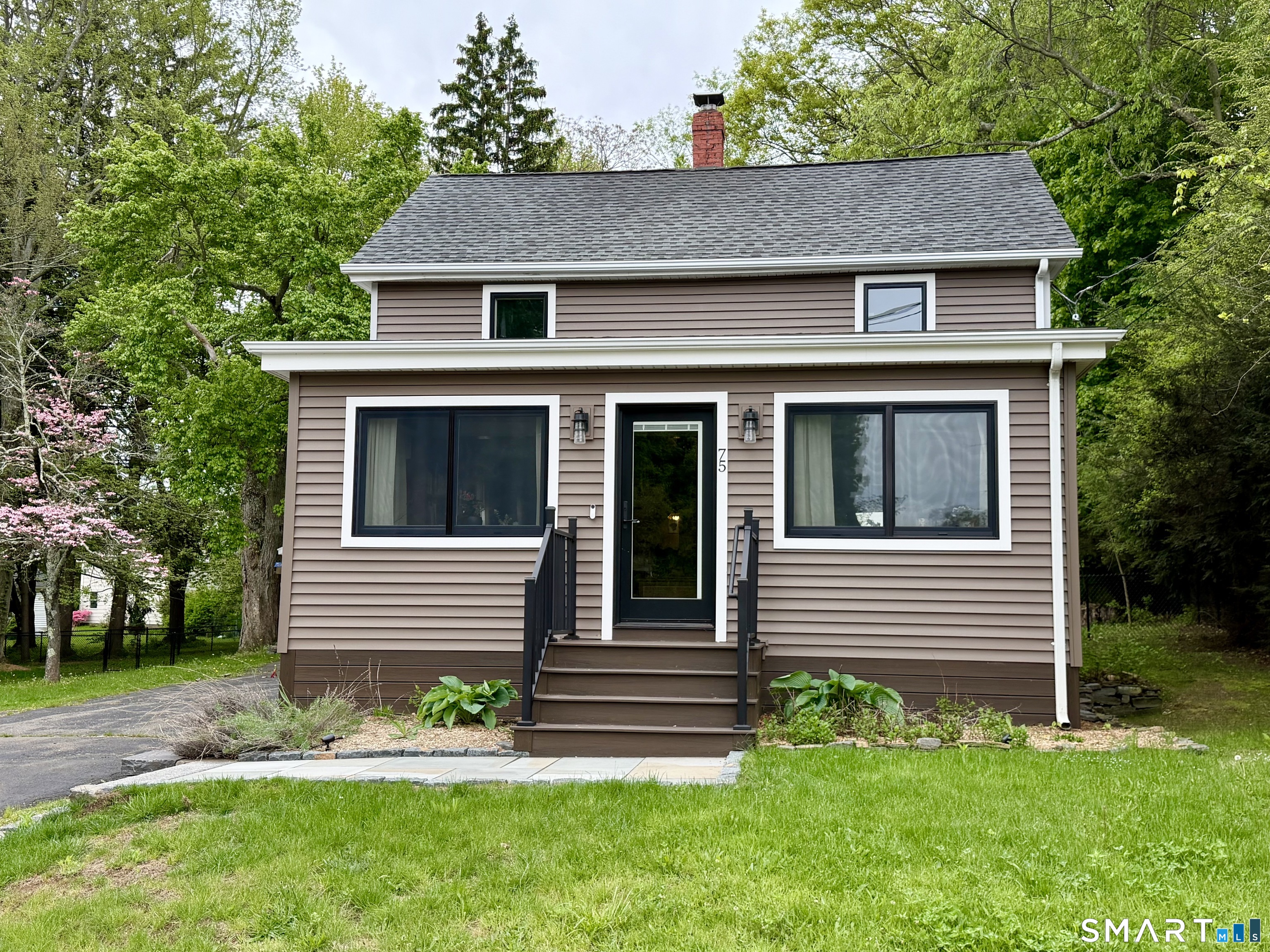 75 Wadsworth Street Middletown CT 06457
