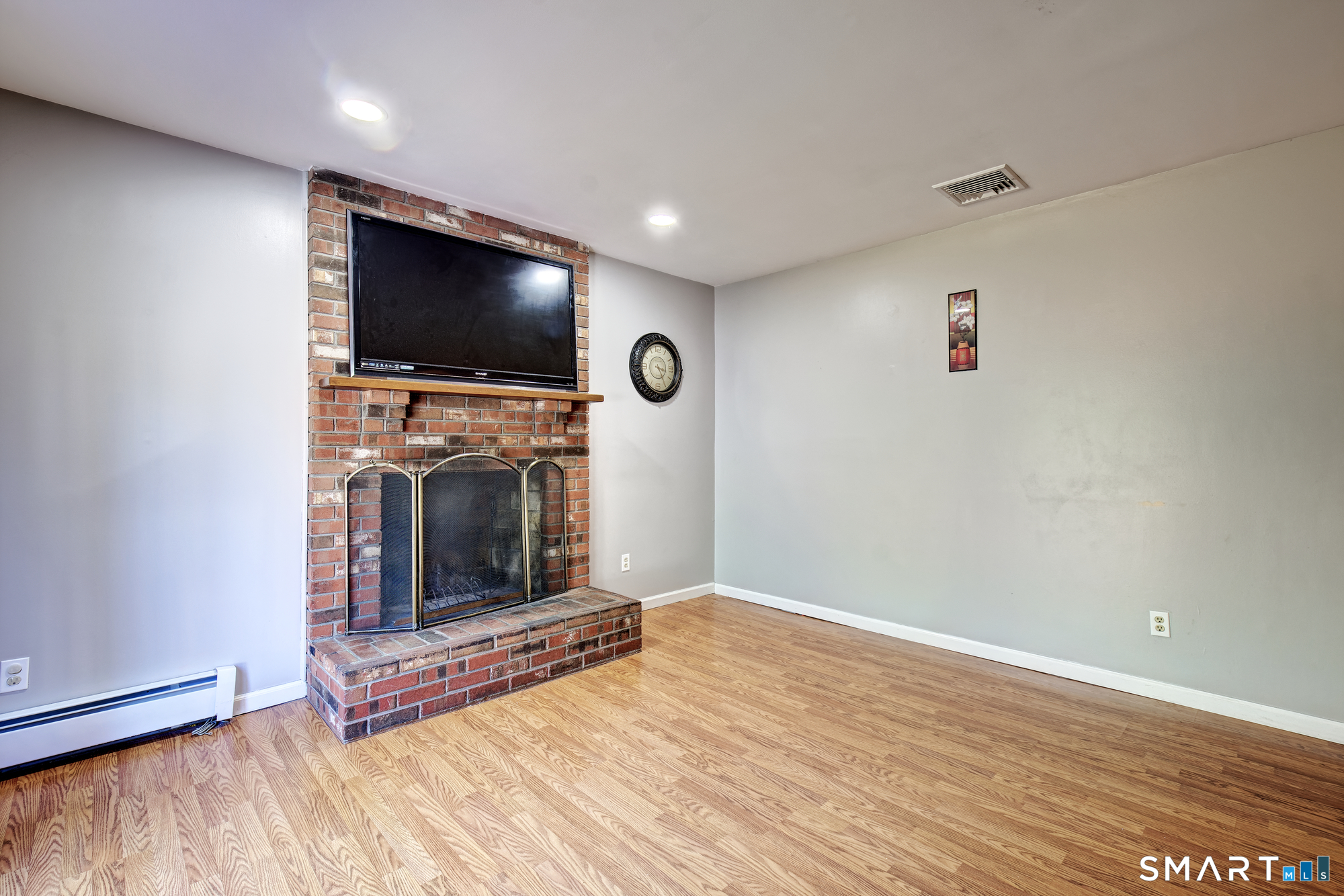 35 Warren Avenue Vernon CT 06066