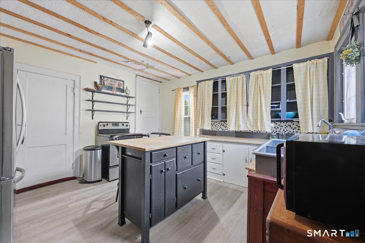 1323 Baldwin Hill Road Ledyard CT 06335