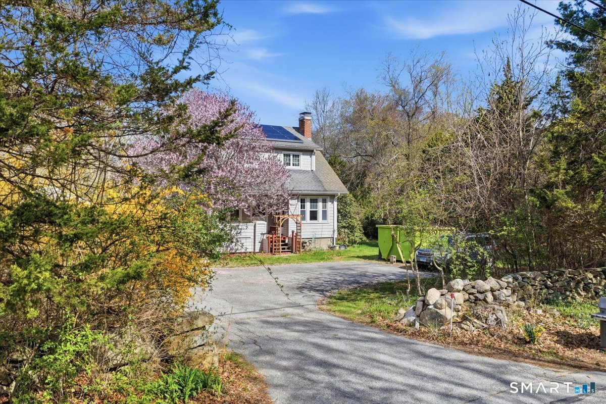 1323 Baldwin Hill Road Ledyard CT 06335