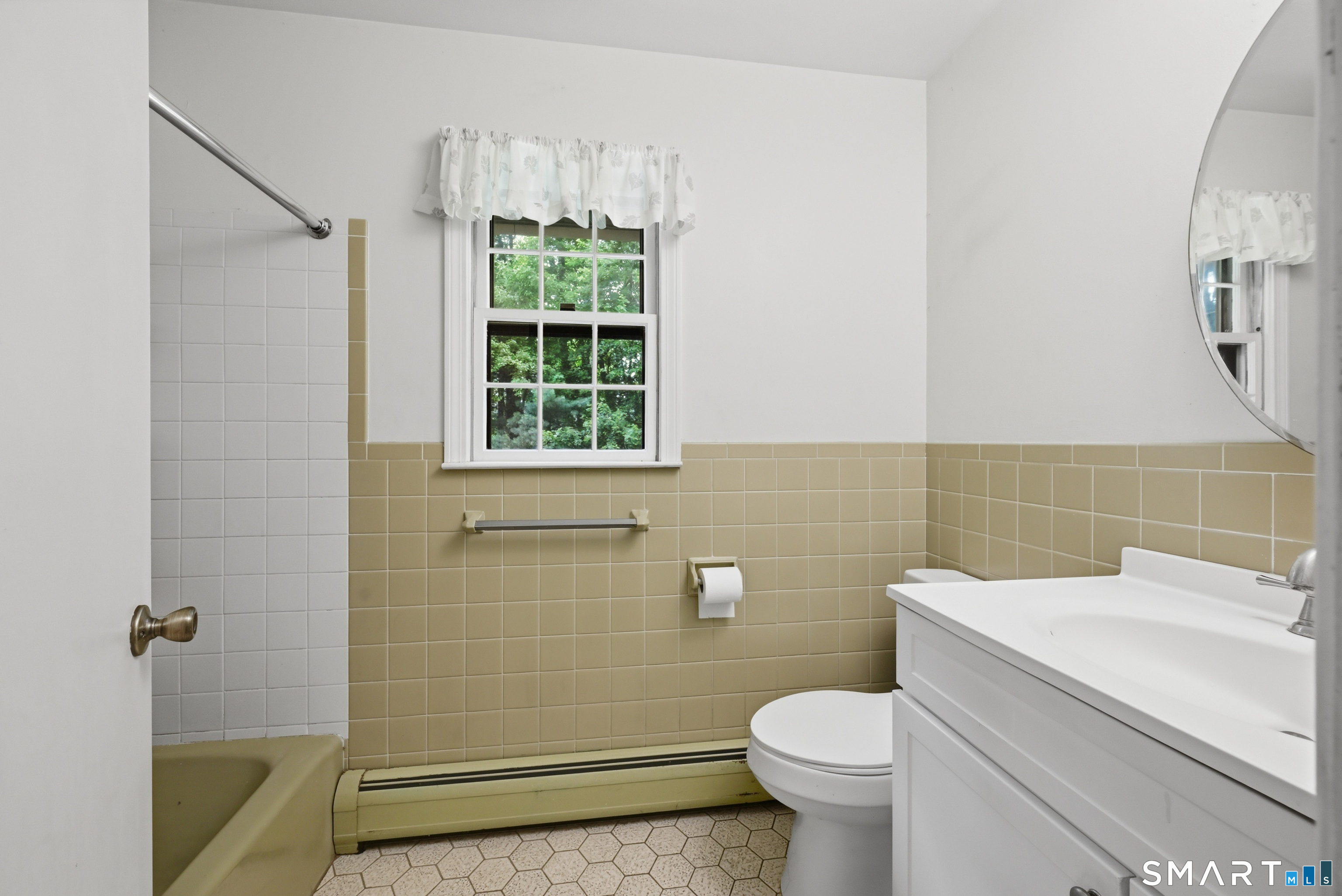 22 Ridge Road Newtown CT 06470