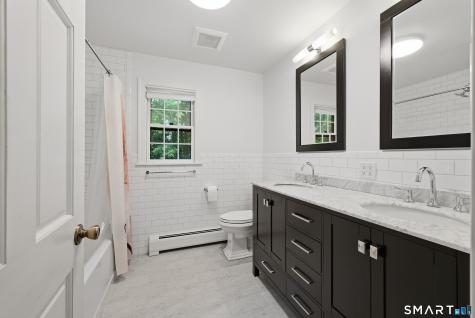 22 Ridge Road Newtown CT 06470