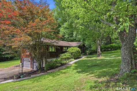 22 Ridge Road Newtown CT 06470