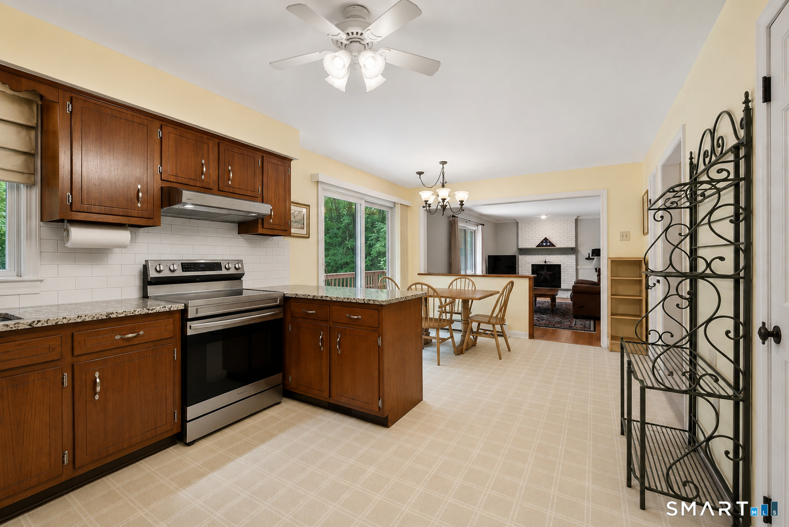 22 Ridge Road Newtown CT 06470