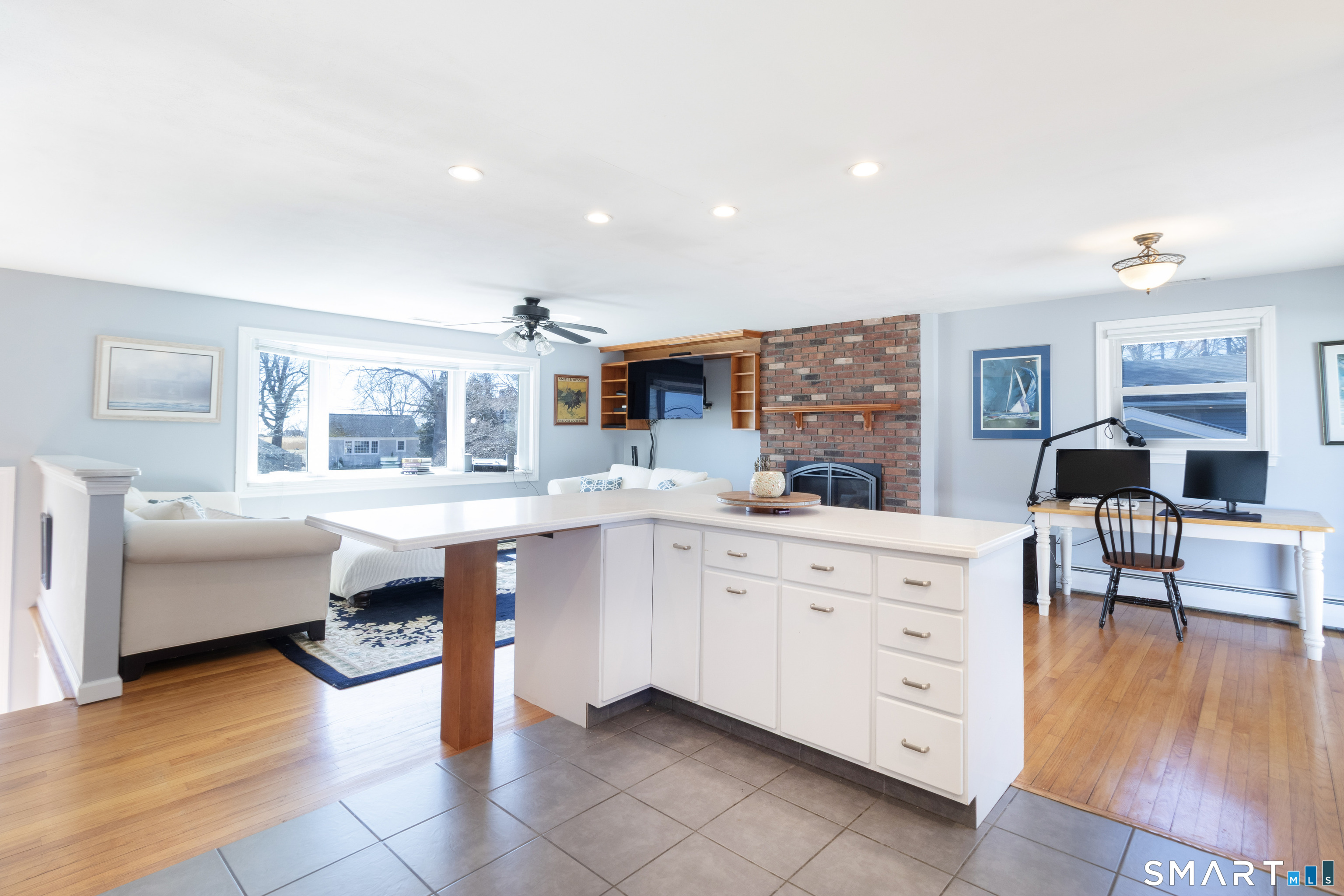 24 Indian Drive Clinton CT 06413