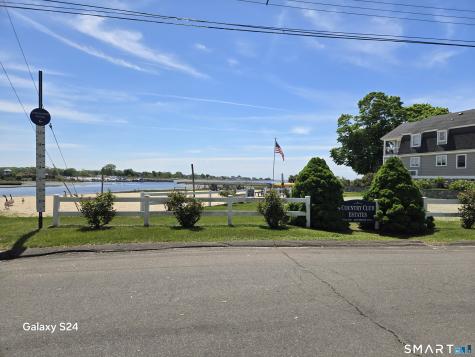 24 Indian Drive Clinton CT 06413