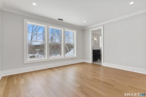 92 Scotland Avenue Madison CT 06443