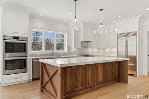 92 Scotland Avenue Madison CT 06443