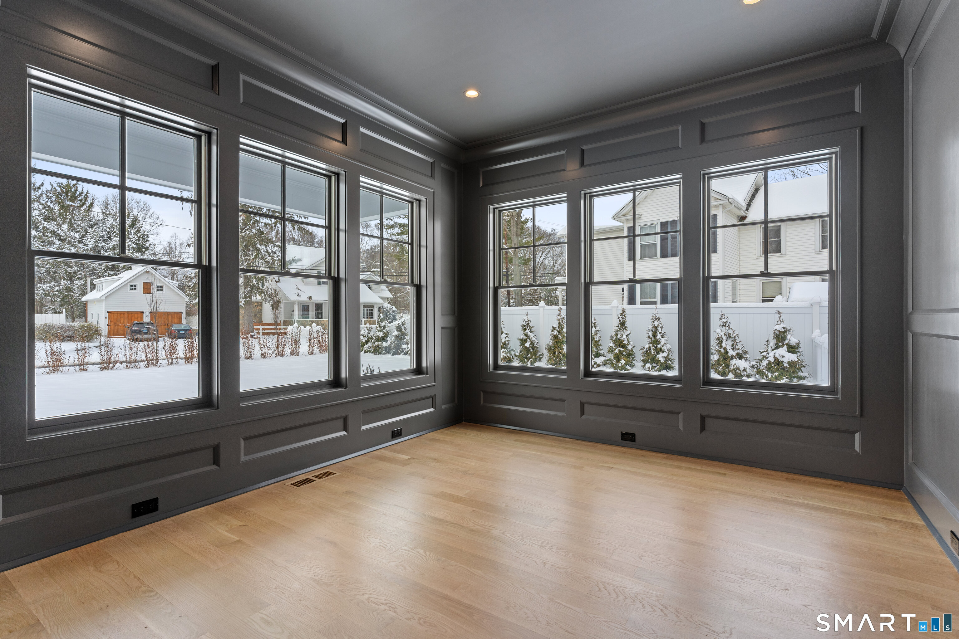 92 Scotland Avenue Madison CT 06443