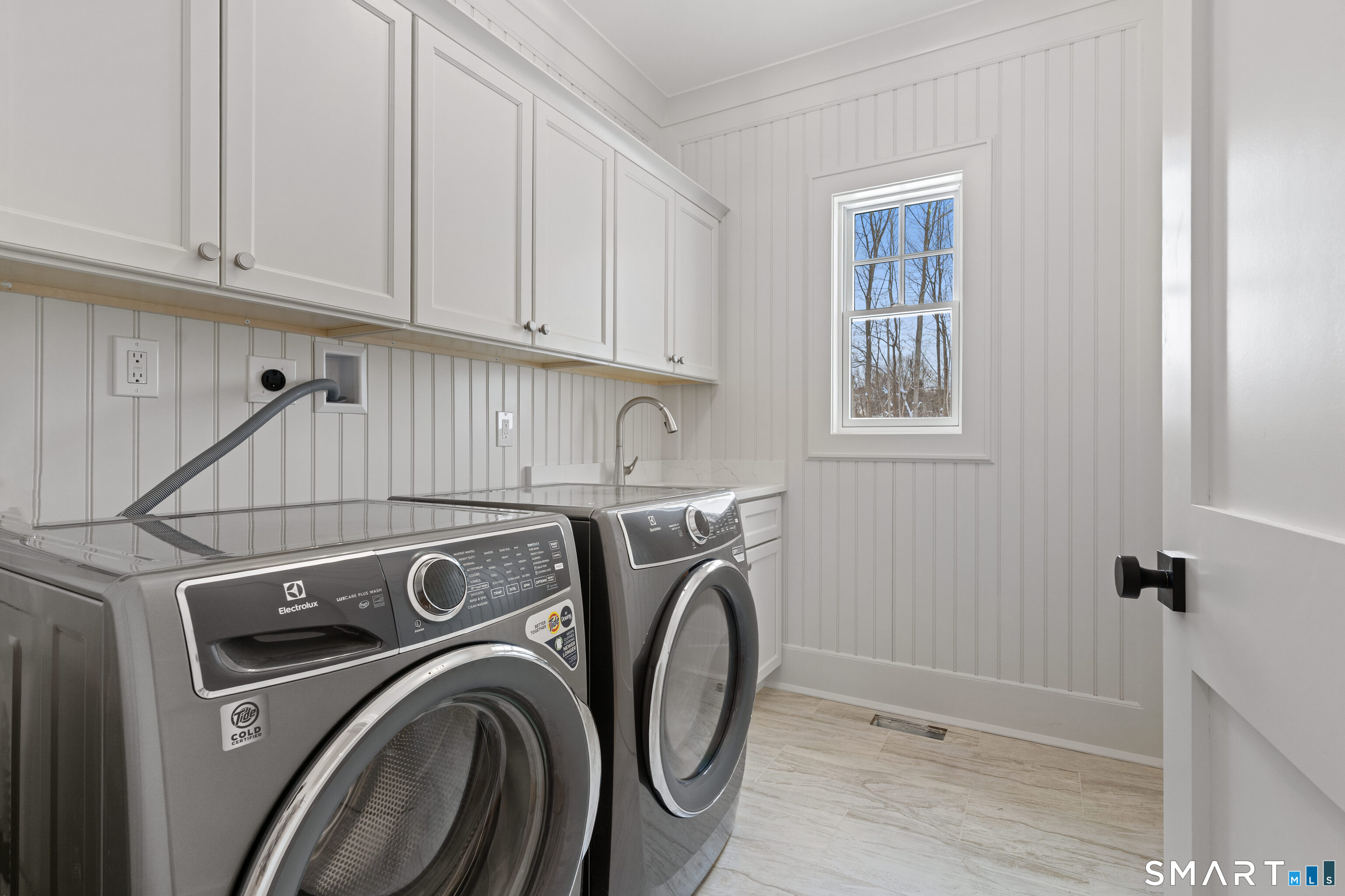 92 Scotland Avenue Madison CT 06443