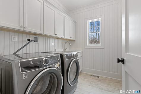 92 Scotland Avenue Madison CT 06443