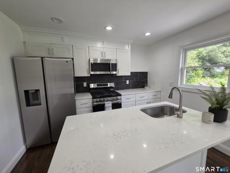 3 Mist Hill Drive Brookfield CT 06804