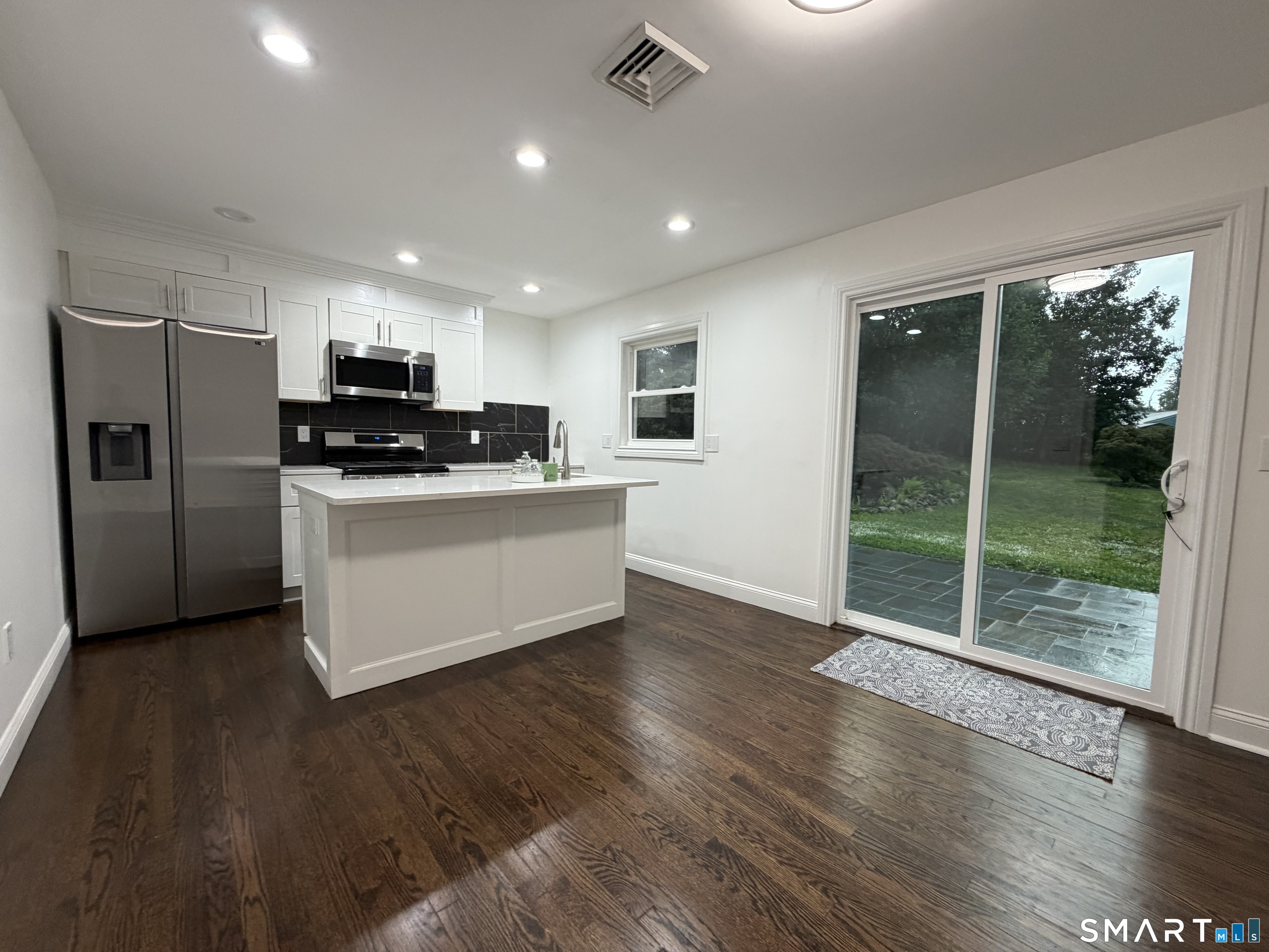 3 Mist Hill Drive Brookfield CT 06804