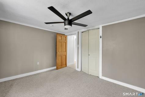 4 Whalehead Road Ledyard CT 06335