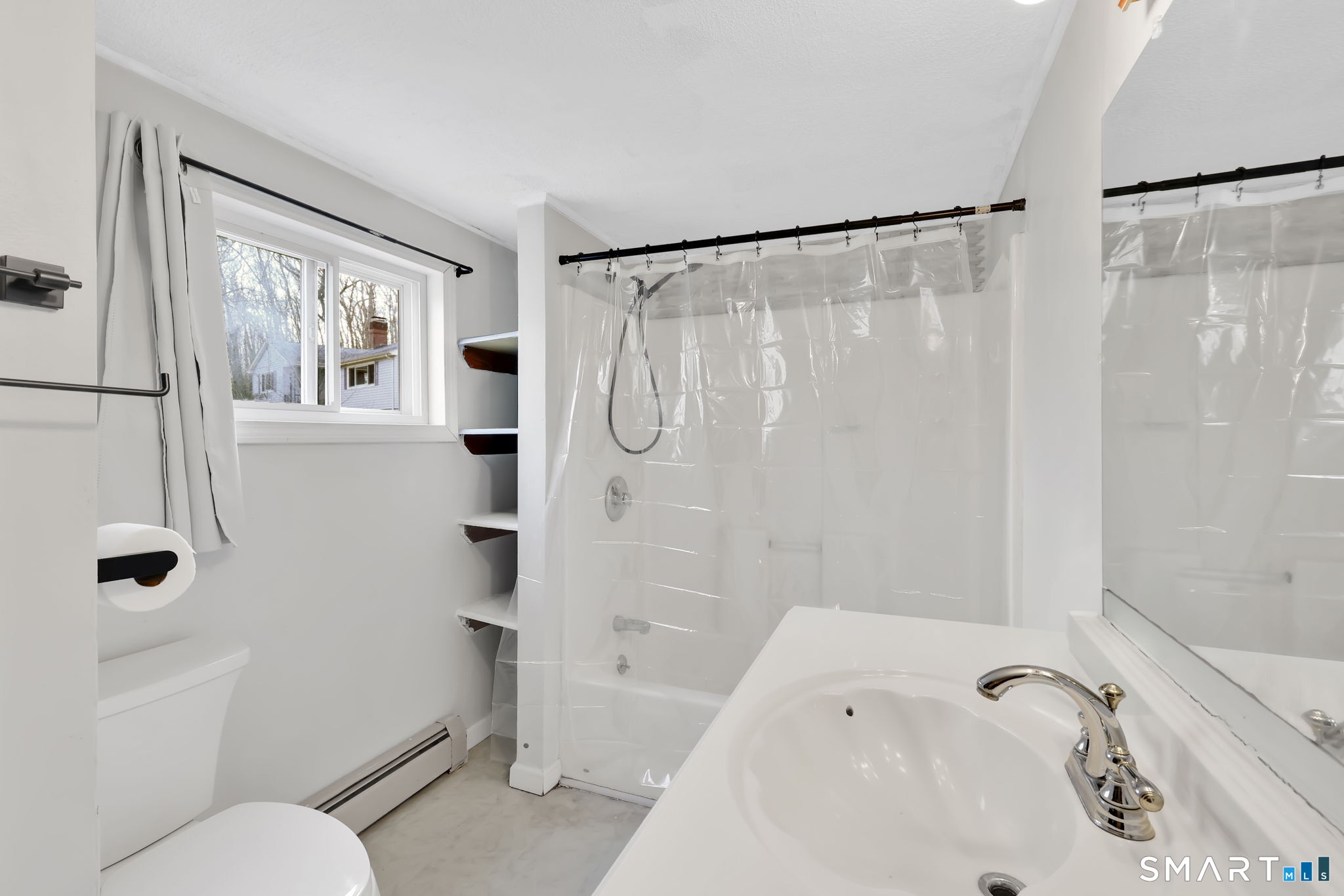 4 Whalehead Road Ledyard CT 06335