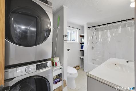 4 Whalehead Road Ledyard CT 06335