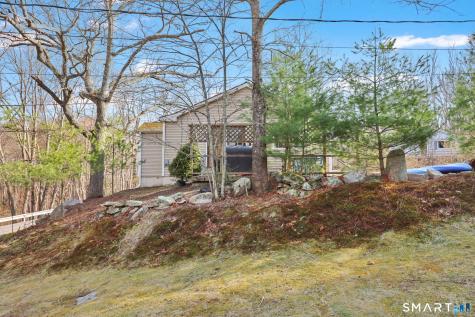 4 Whalehead Road Ledyard CT 06335