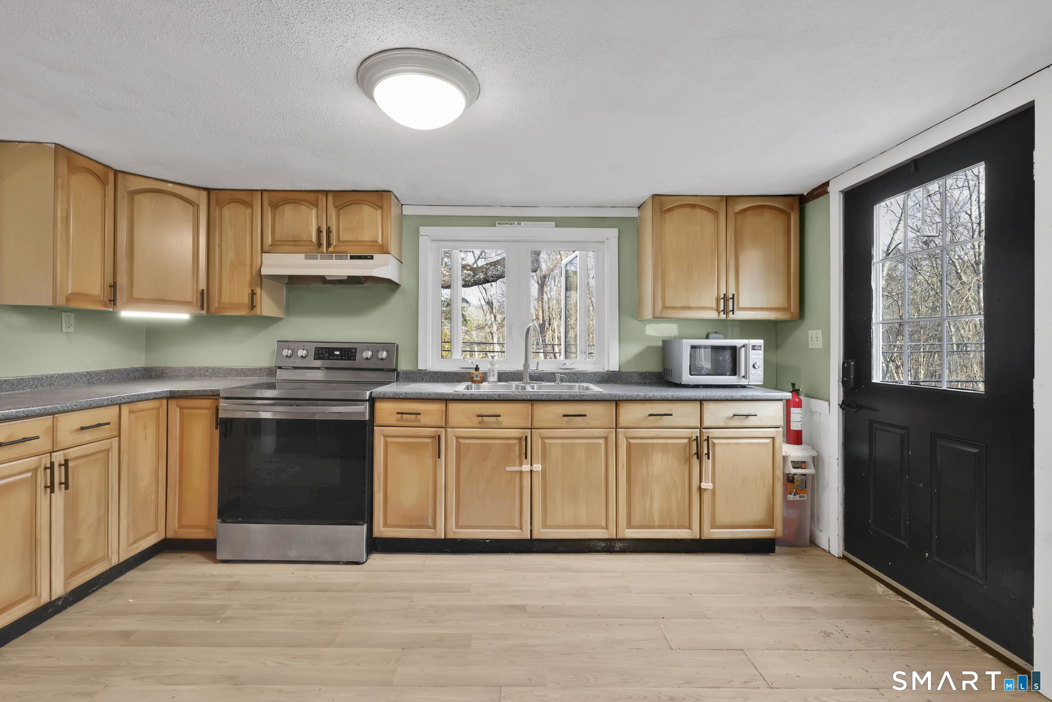 4 Whalehead Road Ledyard CT 06335