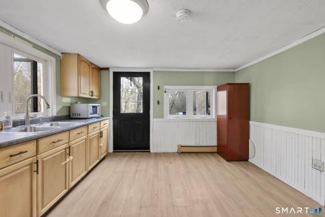 4 Whalehead Road Ledyard CT 06335