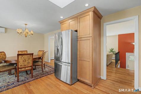6 Yankee Peddler Path Madison CT 06443