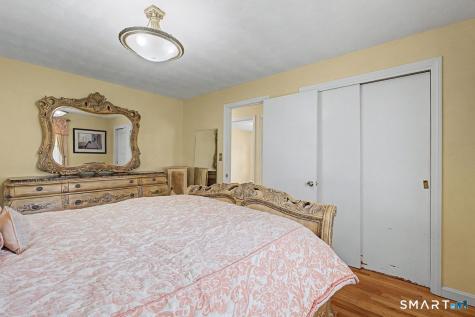 6 Yankee Peddler Path Madison CT 06443