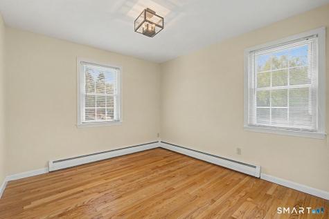 6 Yankee Peddler Path Madison CT 06443