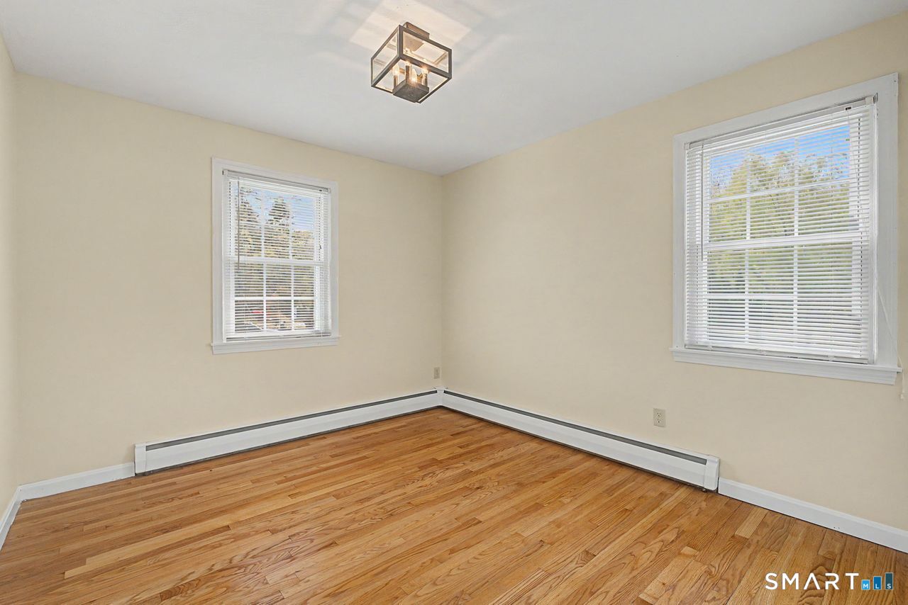 6 Yankee Peddler Path Madison CT 06443